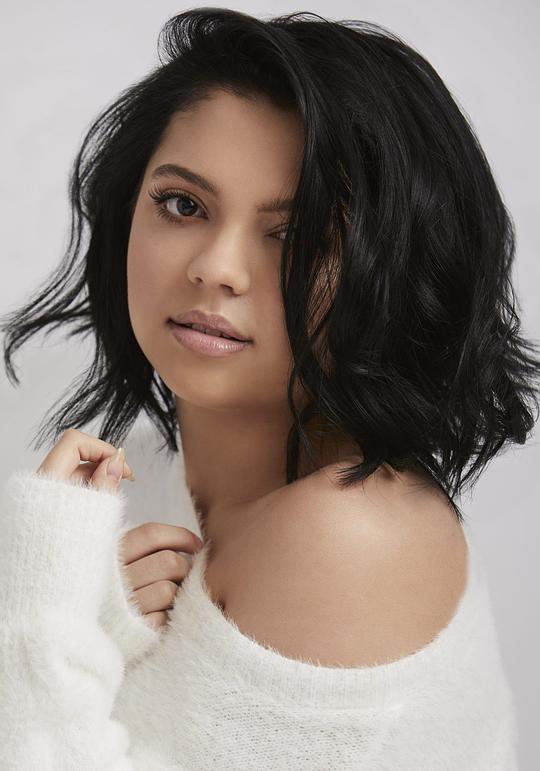 克莱尔·贝内特角色图