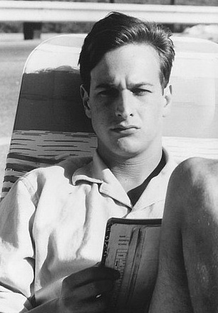 艾伦·索恩角色图