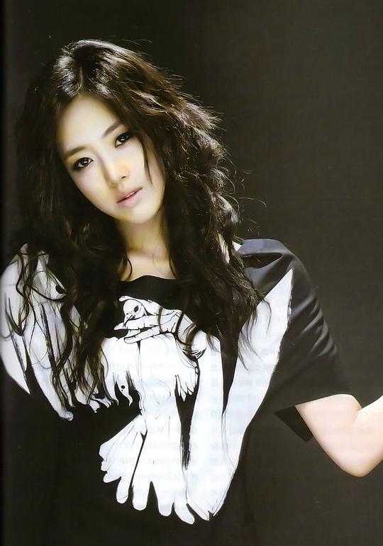 吴章美 / 马瑞琳（角色图