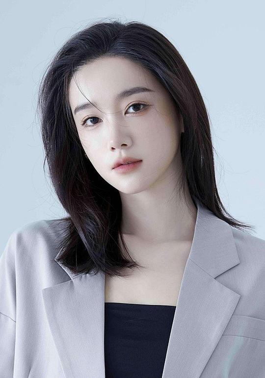 鹿一 / 热血新人警角色图