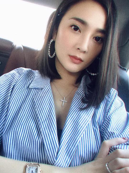 年轻网红型嘉宾角色图