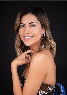 诺拉・埃斯波西托角色图