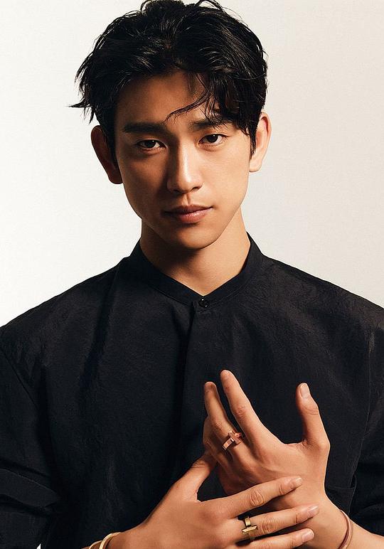 延泰瑞 / 地铁司机角色图