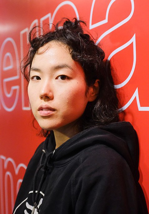 智娜 / 韩国留学生角色图