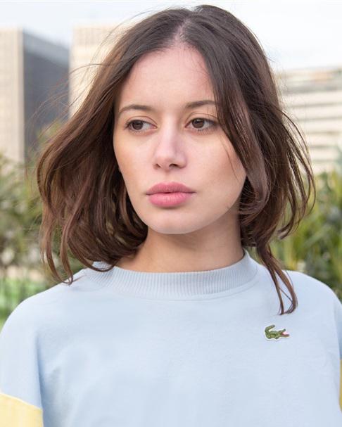 努尔 / 传统乖乖女角色图