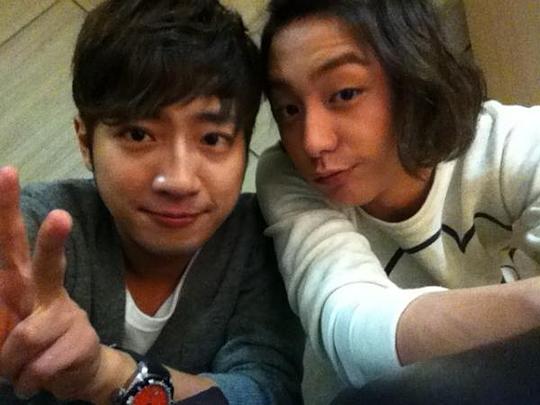 住在清潭洞 剧照