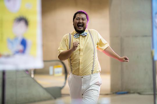 超红同人作家猫屋敷想被认同而闹别扭 剧照