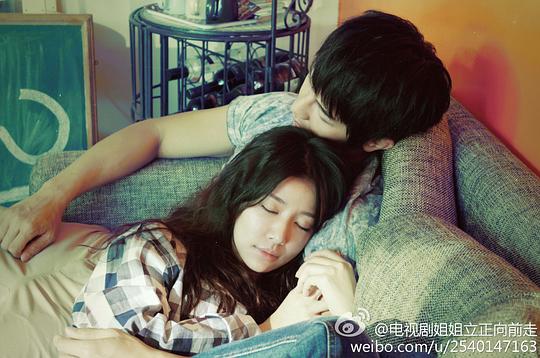 姐姐立正向前走 剧照