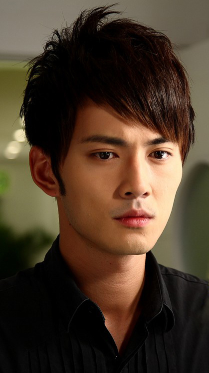 夏家三千金 剧照