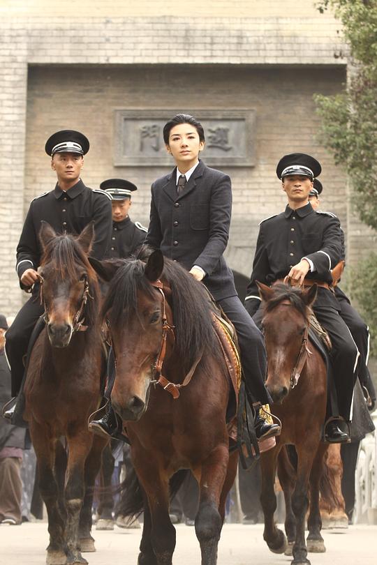 竞雄女侠秋瑾 剧照