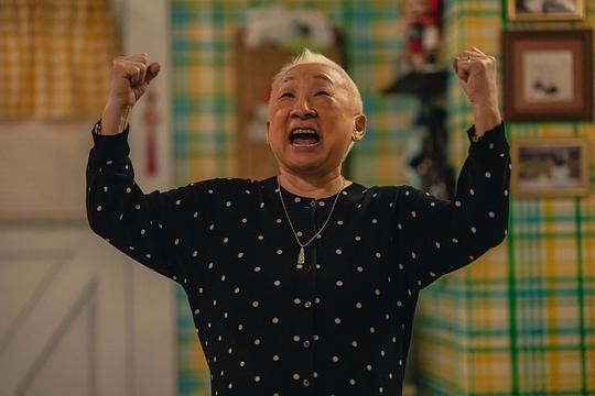 奥卡菲娜是来自皇后区的诺拉第三季 剧照