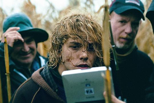 汤姆的农场旅行 剧照