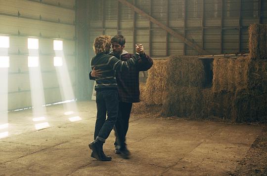 汤姆的农场旅行 剧照