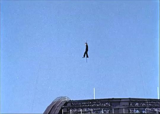 走钢丝的人 剧照