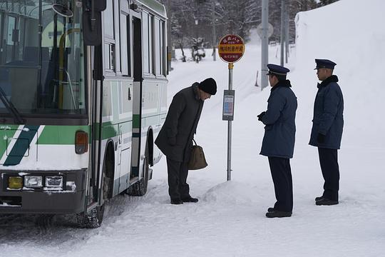 美好的世界 剧照