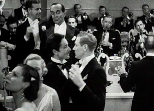 赛璐路壁橱 剧照