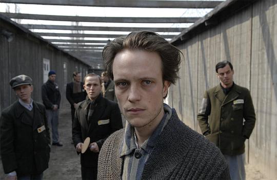 伯纳德行动 剧照