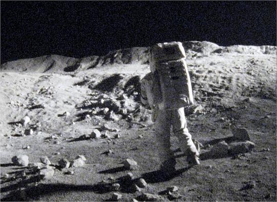 阿波罗18号 剧照