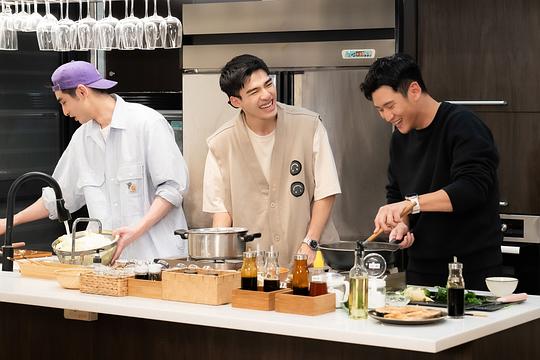 光开门就很忙了 剧照