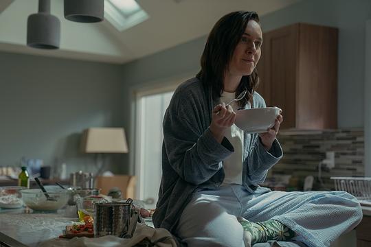 掩耳盗邻第一季 剧照