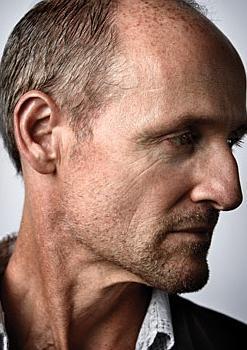 Chief James E. Davis角色图