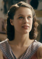 艾莉·西班德角色图