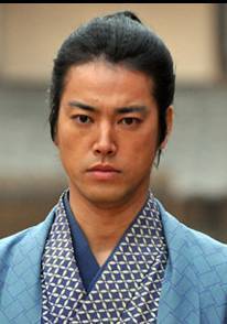 佐分利祐辅角色图