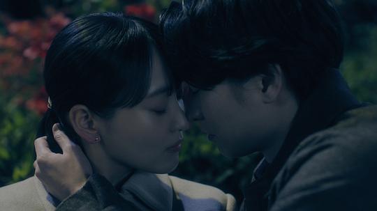 星期三，请让我丈夫拥抱你 剧照